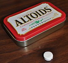 220px-Altoid_and_tin.JPG