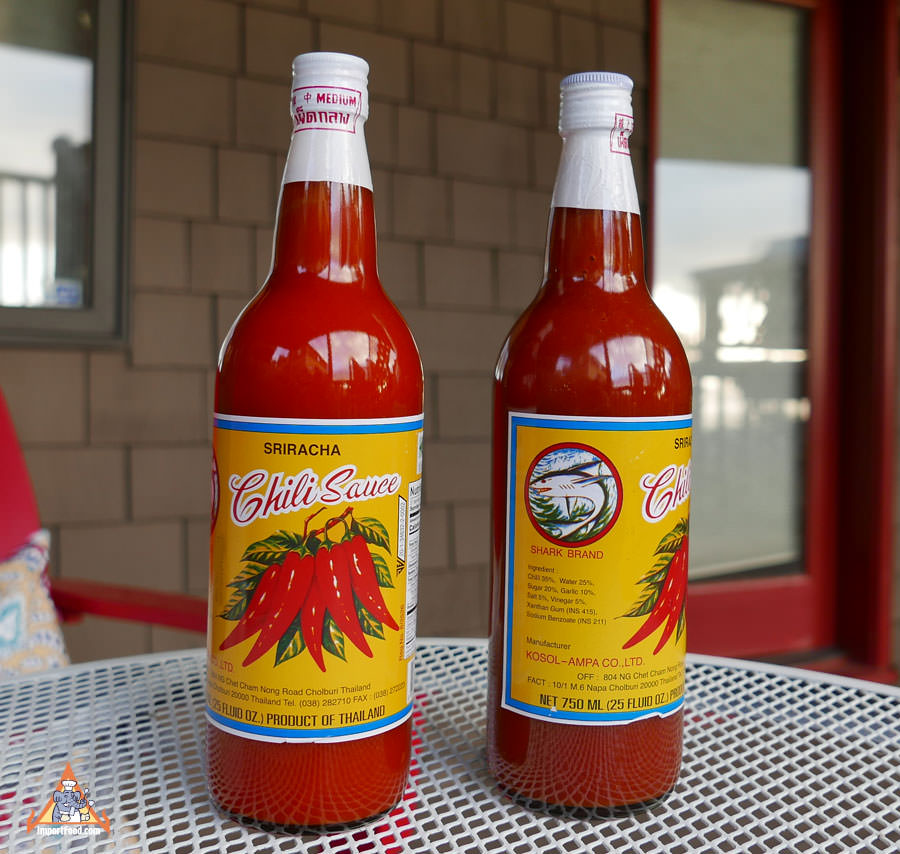 shark-sriracha-bottles-large_5d8bb80c64f77e4adf79c7d84dd01450.jpg